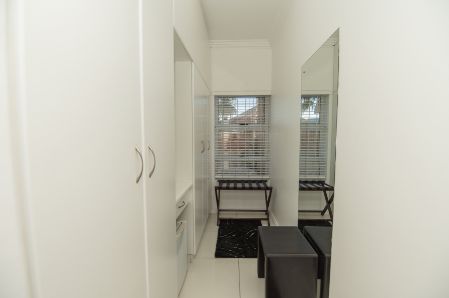 6 Bedroom Property for Sale in Humerail Eastern Cape